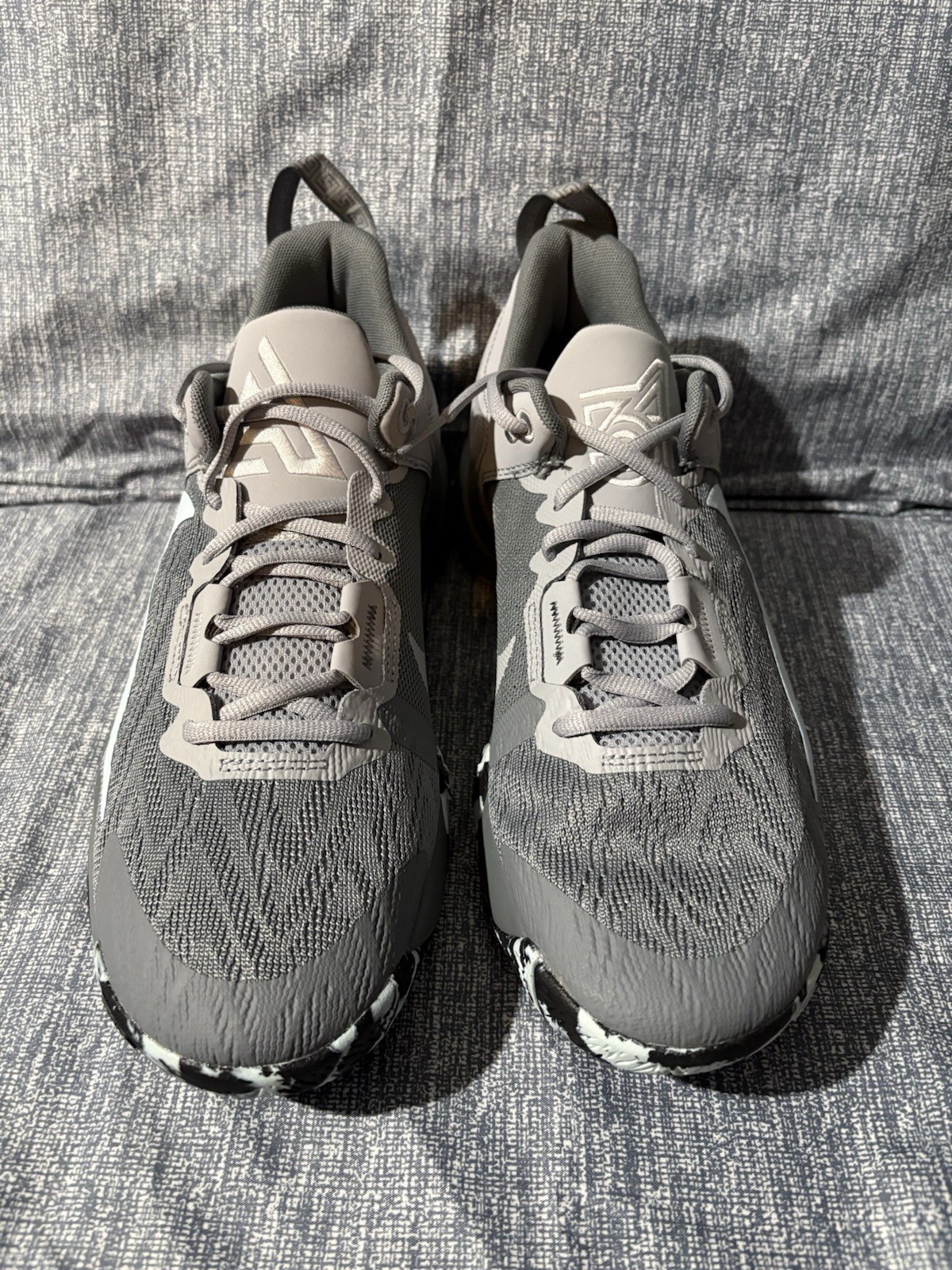NEW Nike Giannis Immortality 2 EP Cool Grey Glacier Blue Size 9