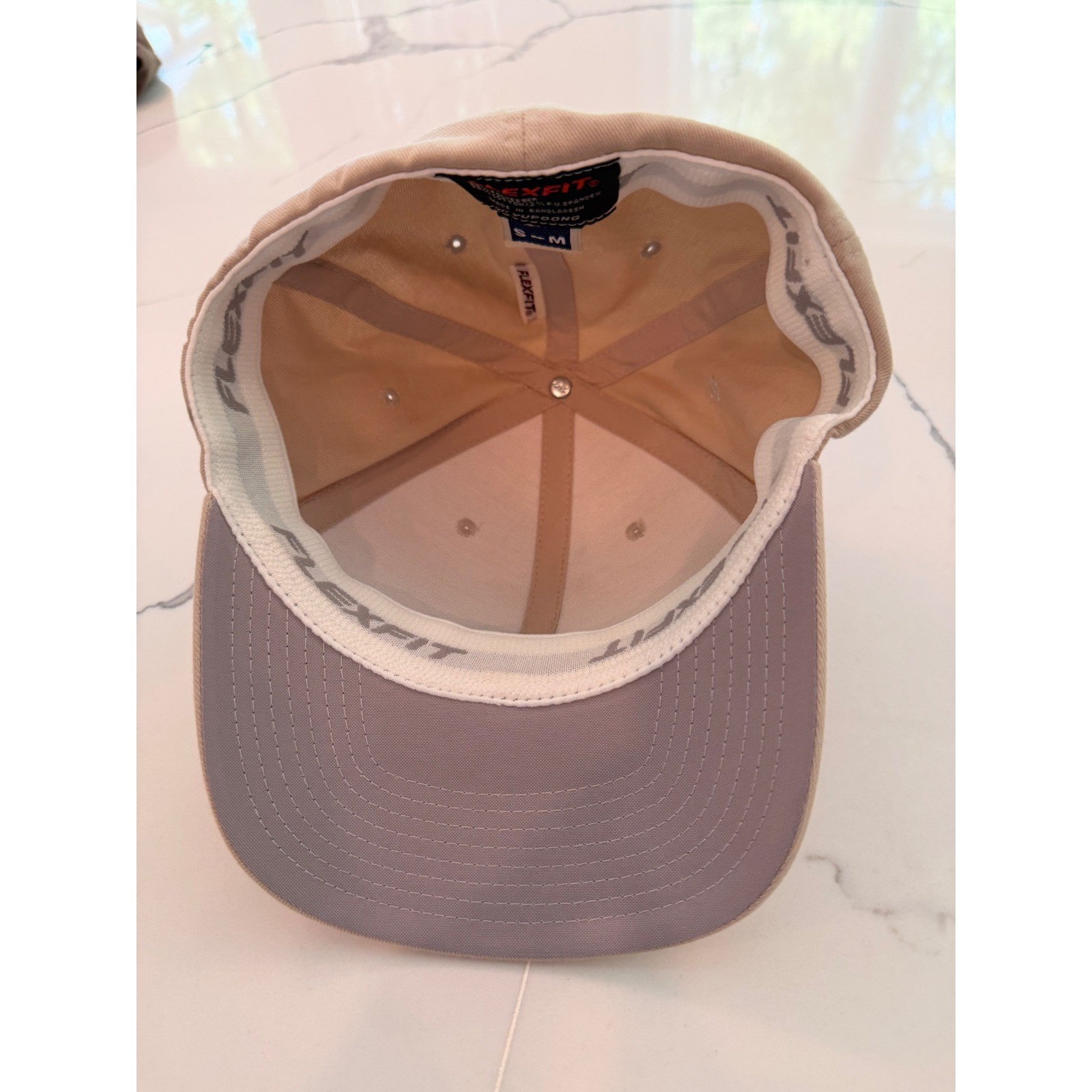 Cozy Earth Flexfit Hat Beige S/M Stretch Fitted Cap NWT