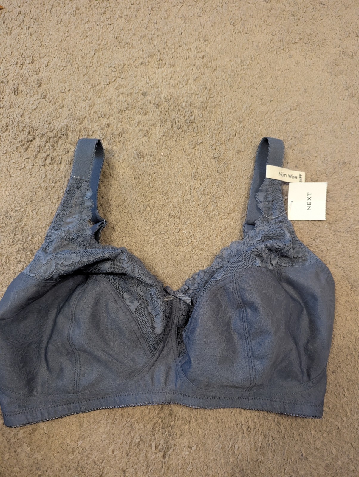 34FF EX STORES NON WIRED BLUE UNDERWIRED BRA BNWOT