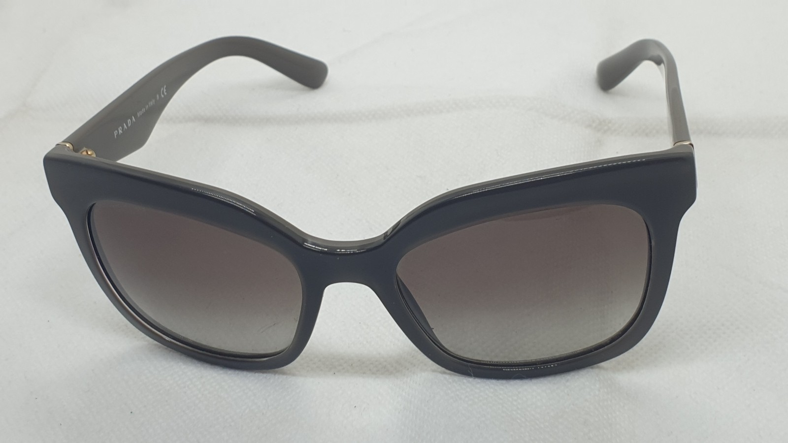 Prada SPR 24Q UAM-0A7 Sunglasses. Made in italy