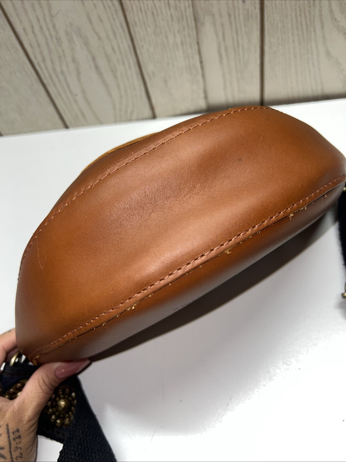 Portland Smooth Leather Brown Large Koala Sling Crossbody Bag Magnetic