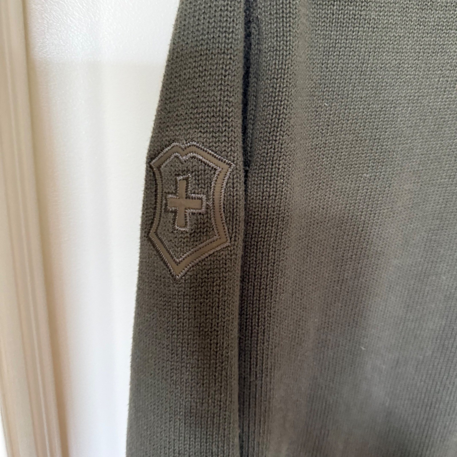 Victorinox Full Zip Cardigan Mens Medium Olive Green Excellent Cotton Sweater
