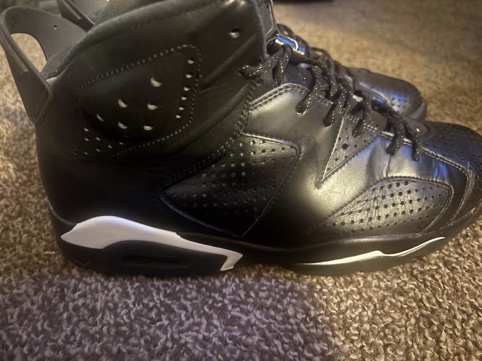 Jordan Air Jordan 6 Retro Black/White Men s Leather High Top Lace-Up Sneakers