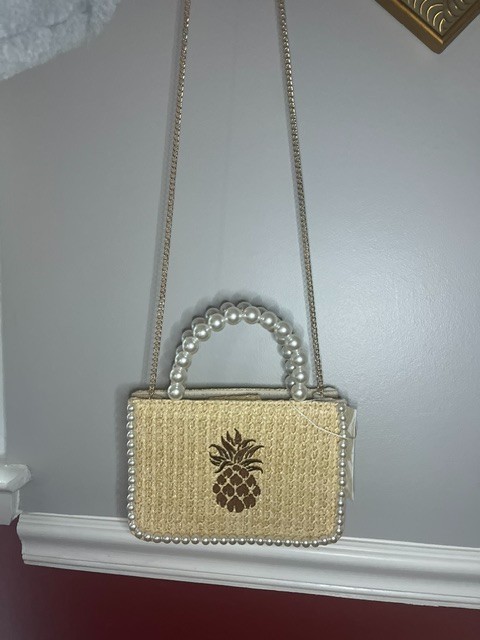 NWT Tommy Bahama PINEAPPLE PEARL Bag with Crossbody Gold Chain and Pearl Handles