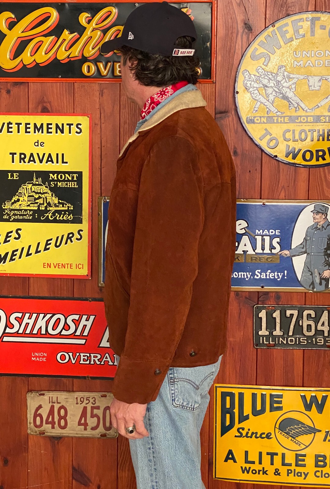 Size 40US Reg (50EU). Vintage suede ranch jacket made in USA