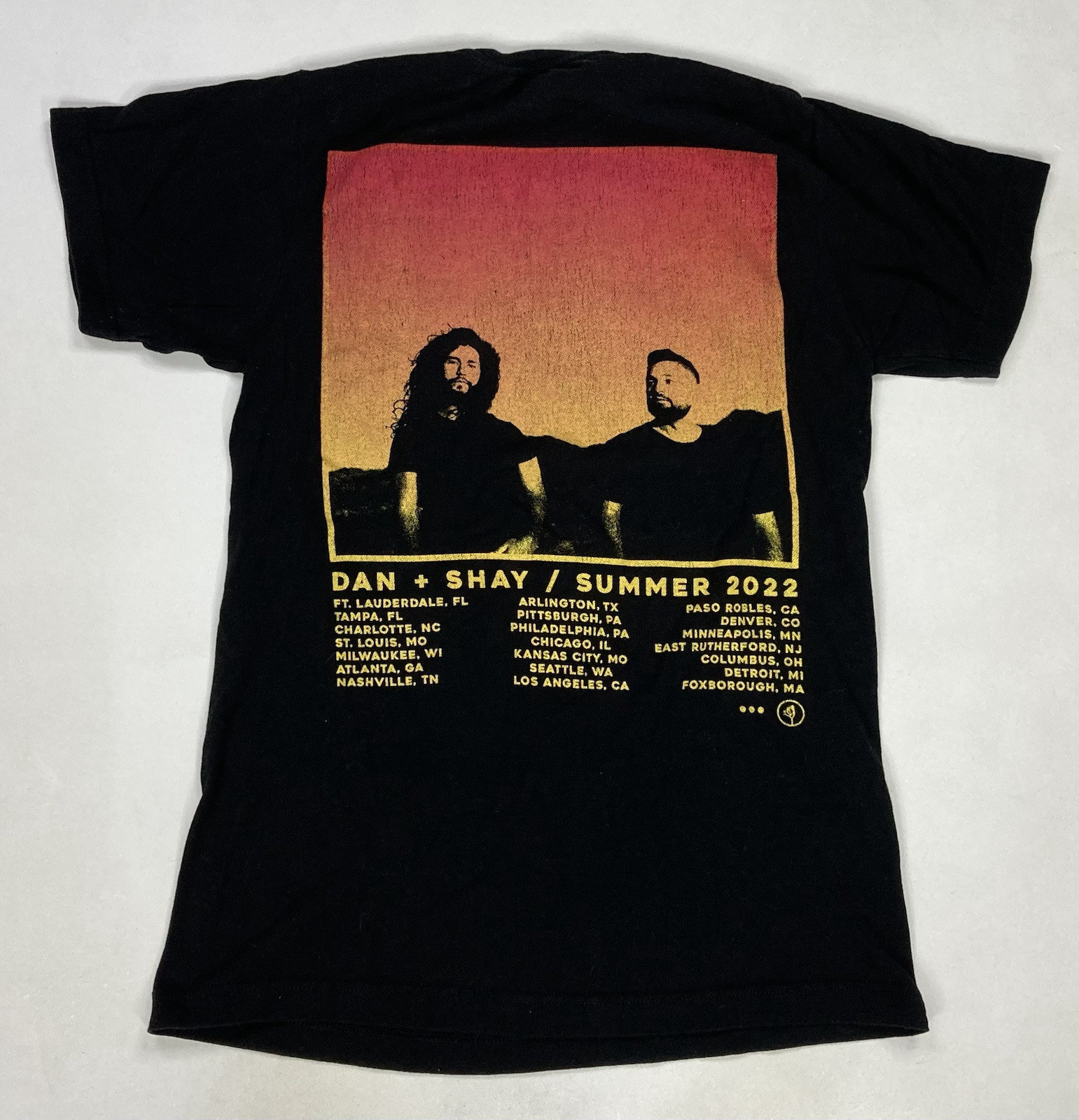 Dan & Shay Summer 2022 Tour Graphic T-shirt Women Small Black Music