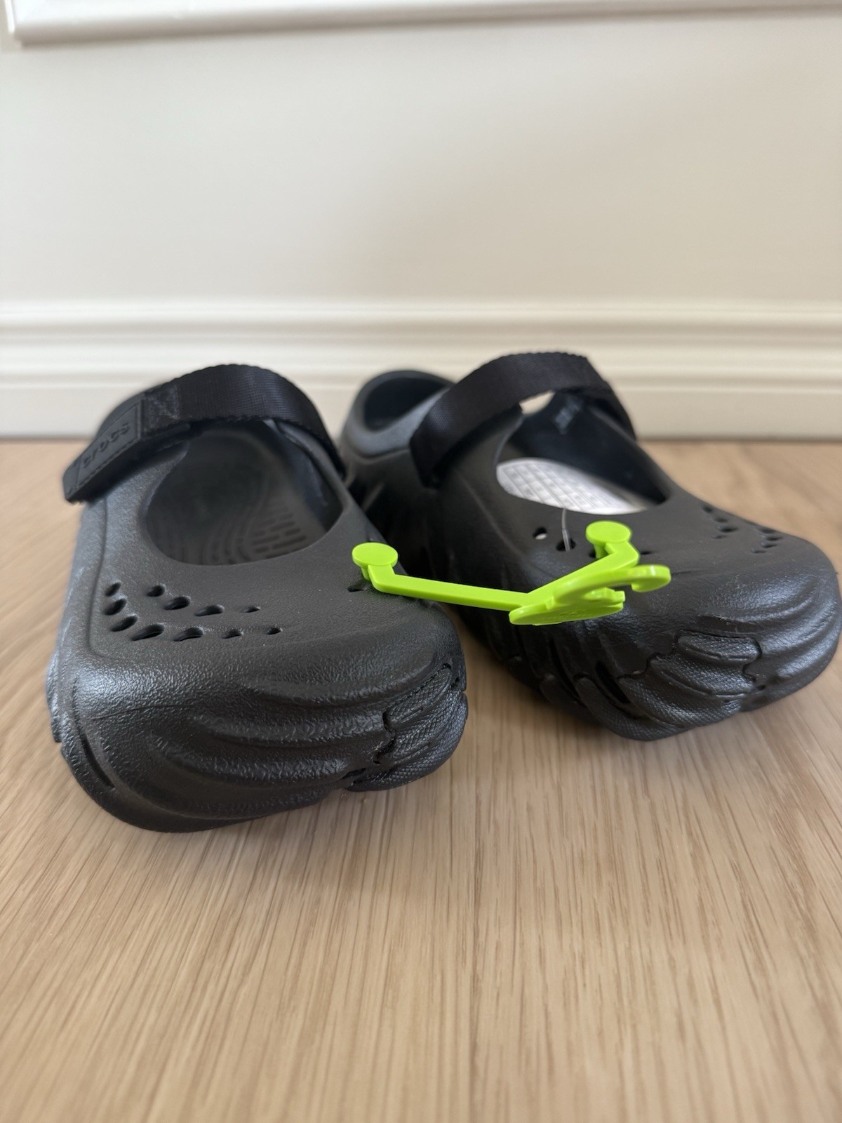 Crocs Echo Mary Jane Size W7