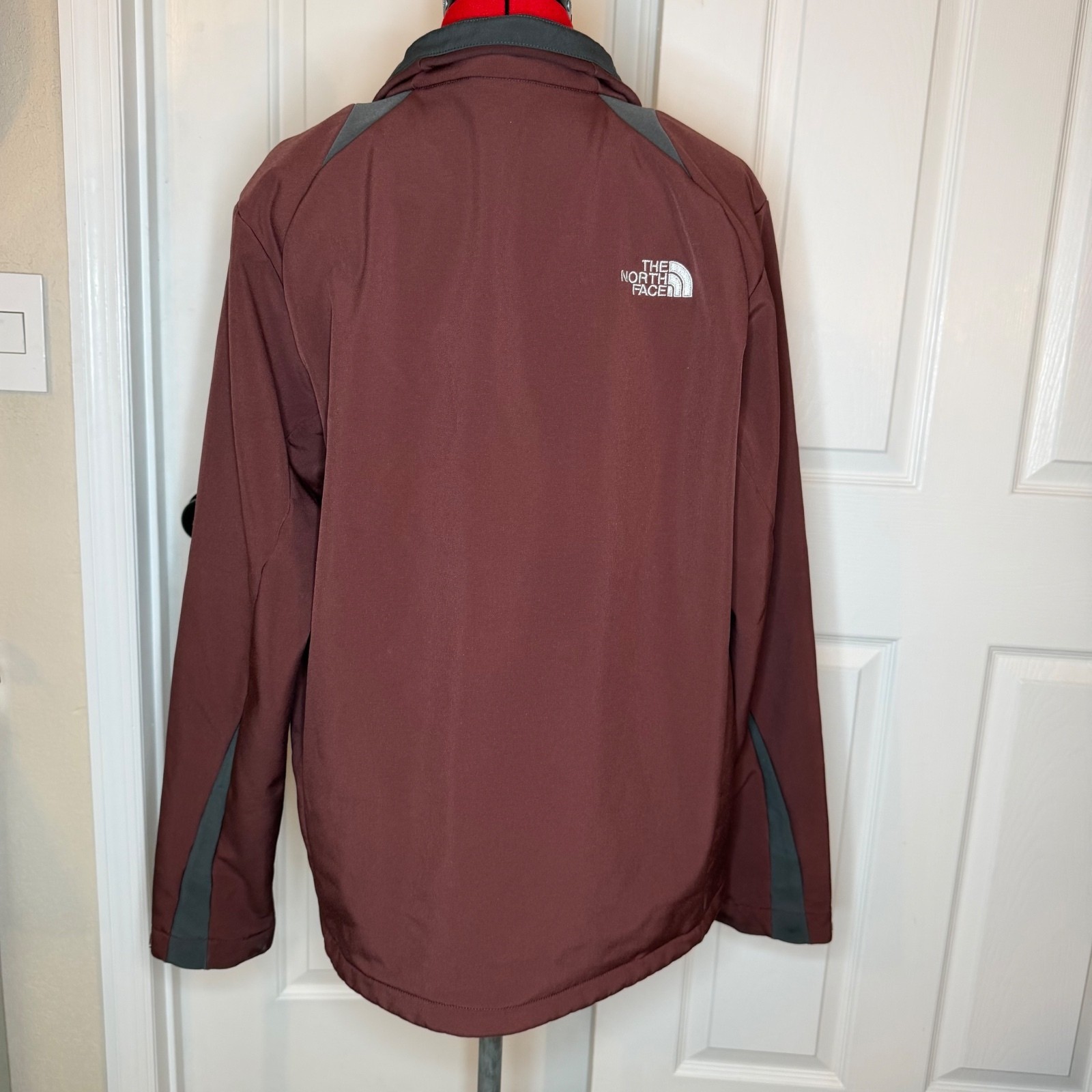 The North Face TNF Apex Soft Shell Full Zip Jacket Burgundy Dark Gray Men’s M