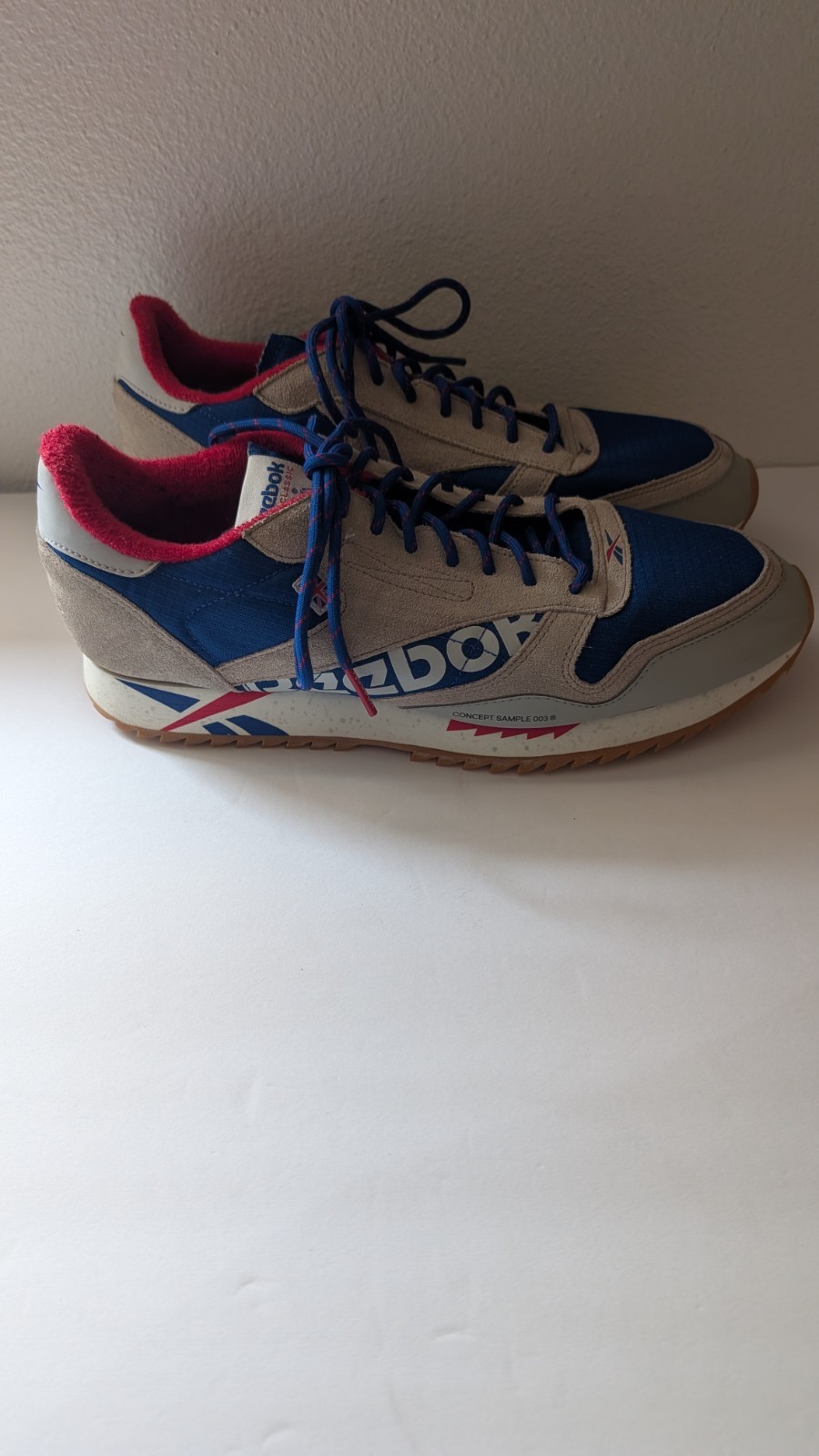 Reebok Men Low Top Lace-Up Athletic Sneakers Blue Beige Gray Red Rubber Sole