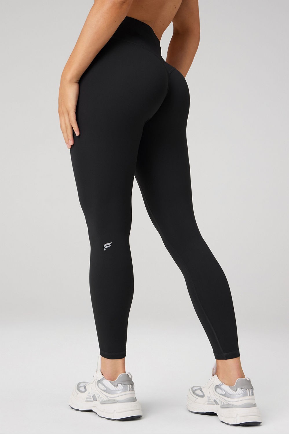 FABLETICS THE NO SEAM PURE TLC LEGGING – SMALL – 7/8 – BLACK