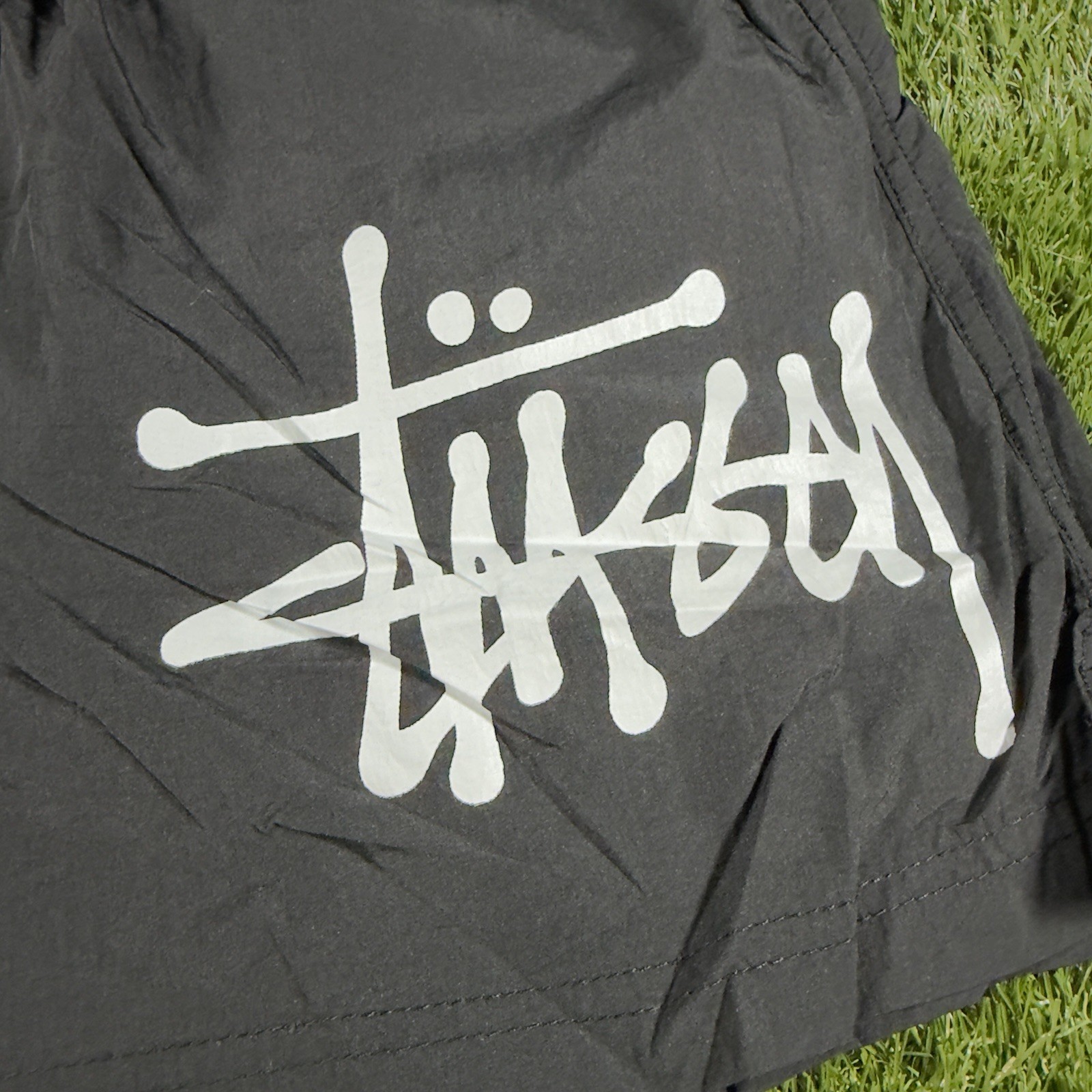 Stussy Men’s Black Solid Sweat Shorts M Drawstring Closure, Slash Pockets Logo