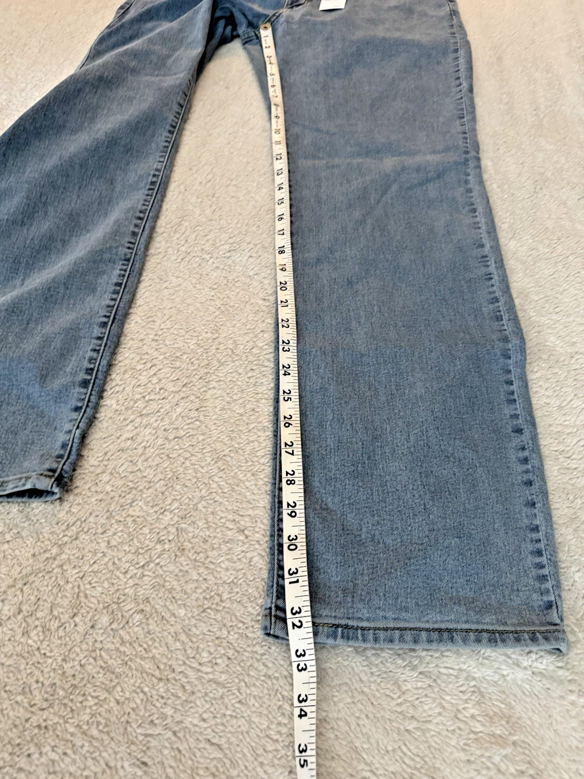 Levi’s 314 Jeans Womens Shaping Straight 33×32 NWT Light Blue