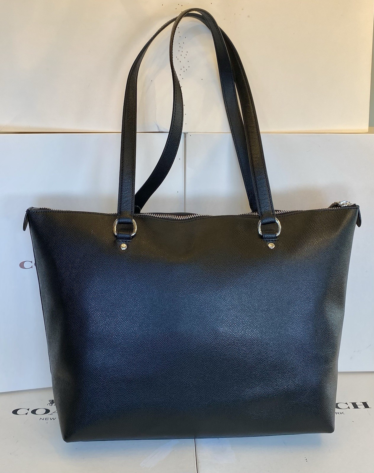 Coach F79608 Gallery Tote In Black Crossgrain Leather