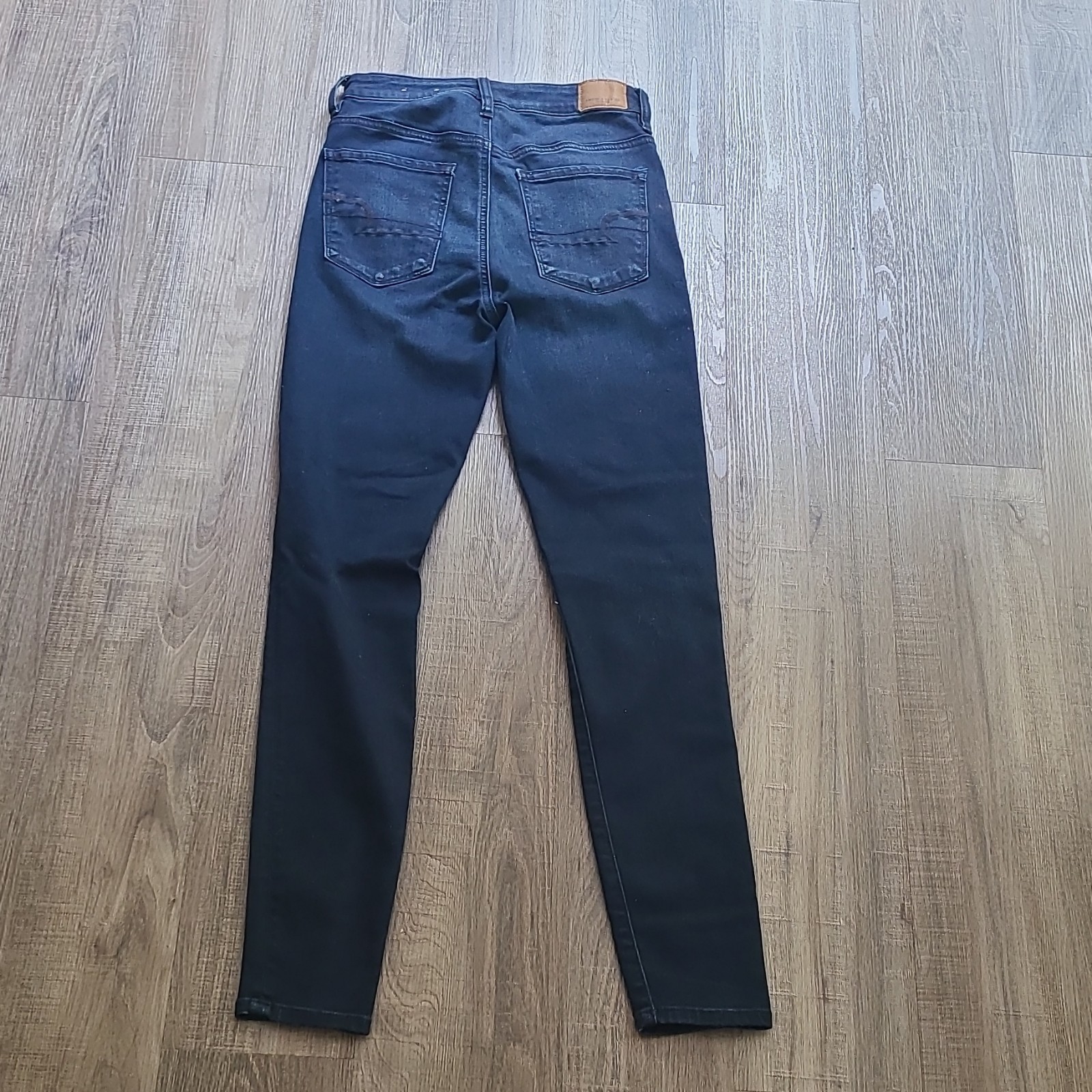 American Eagle Outfitters Women’s Dark Wash Skinny Jeans Mid Rise Stretch Size 2