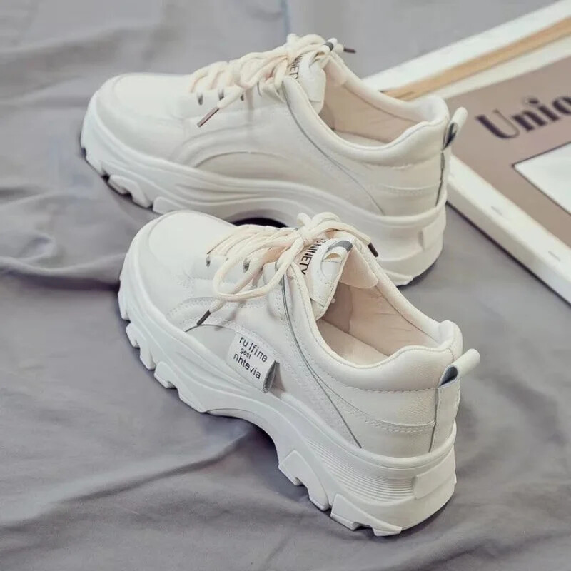 Exceedingly Fashion-forward Branded Chunky Sneakers: Effortlessly Ascend the