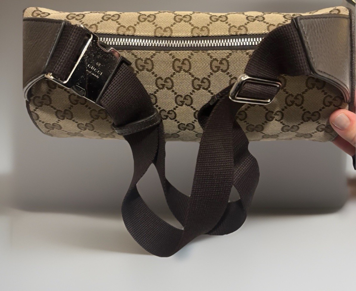 Gucci GG Logo Lg Supreme Monogram Messenger Bag- Brown- Adjustable Strap $995