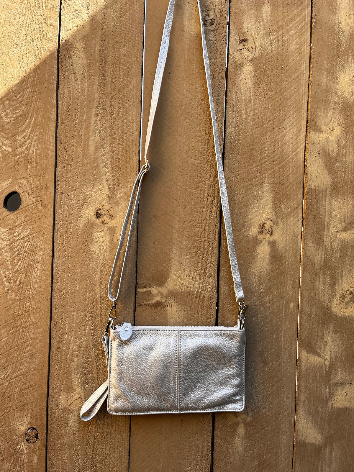 BEFEN Metallic Silver Pebbled Leather Wristlet Crossbody Handbag – 8.75″ x 5.25″