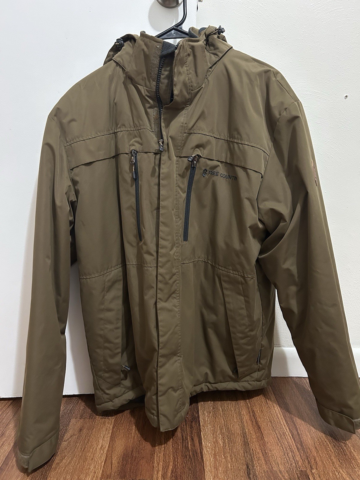 Free Country Men’s Green Hooded Lined Full Zip Jacket w/ Zipped Pockets L