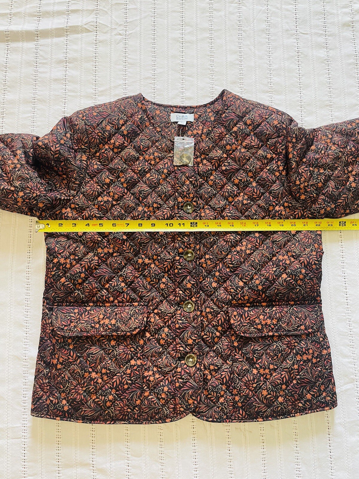 NWT Croft & Barrow Quilted Button Down Long Sleeve Shacket. Size Large. Pockets.