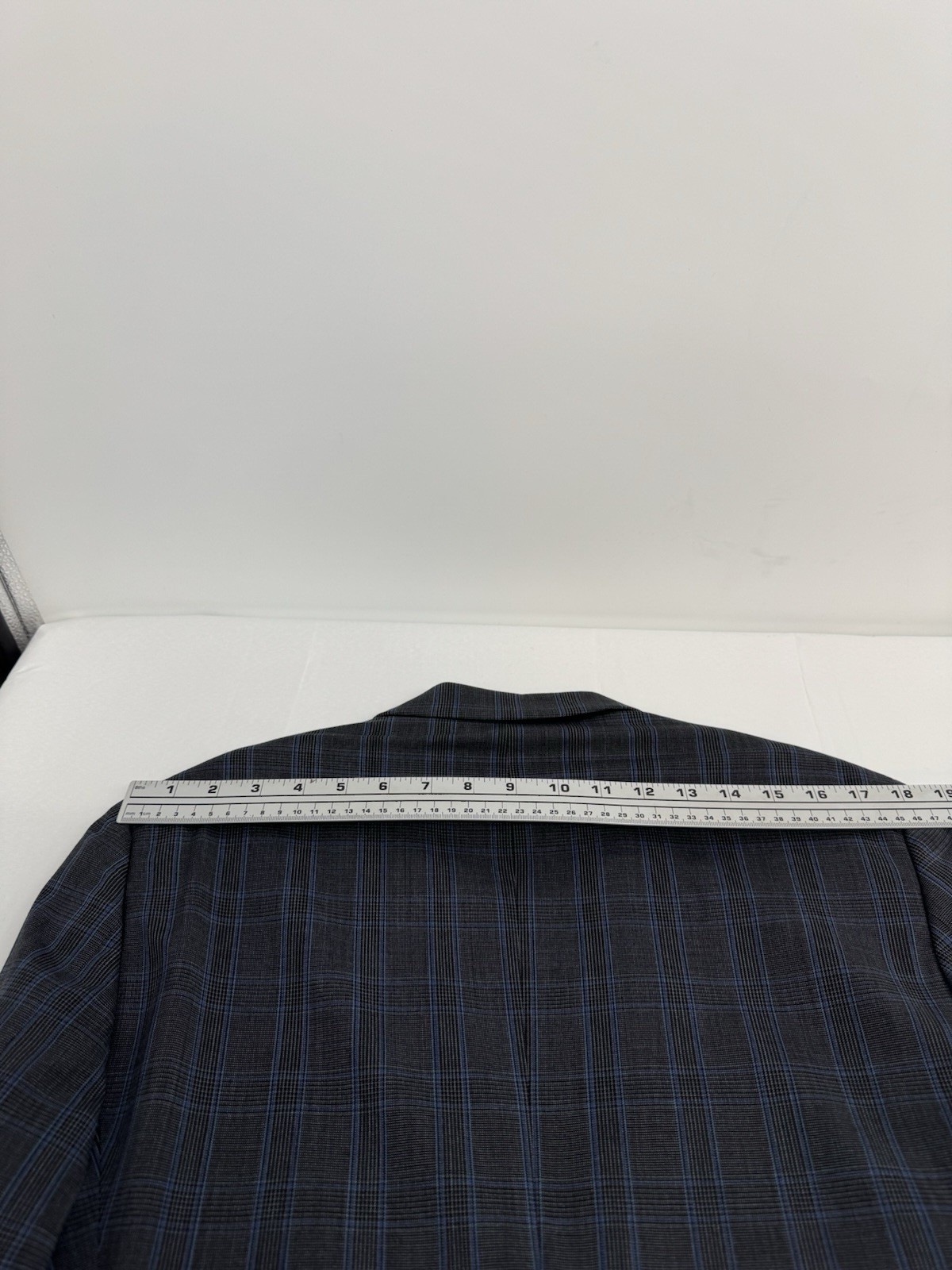 Armani Exchange 2 Piece Wool Suit 38 Pants 30WX 29L Gray/Blue Plaid