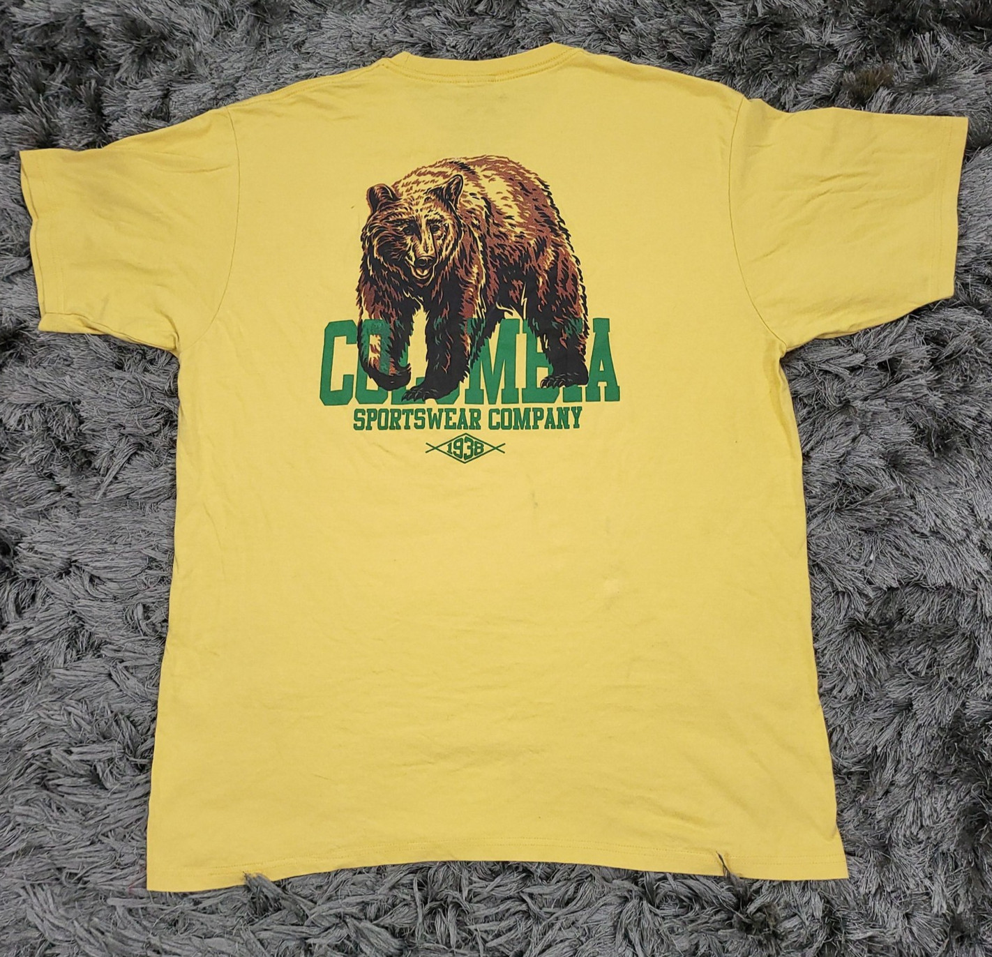 Columbia Shirt Mens XL Yellow Bear Outdoor Nature Camping Climbing Logo Tee