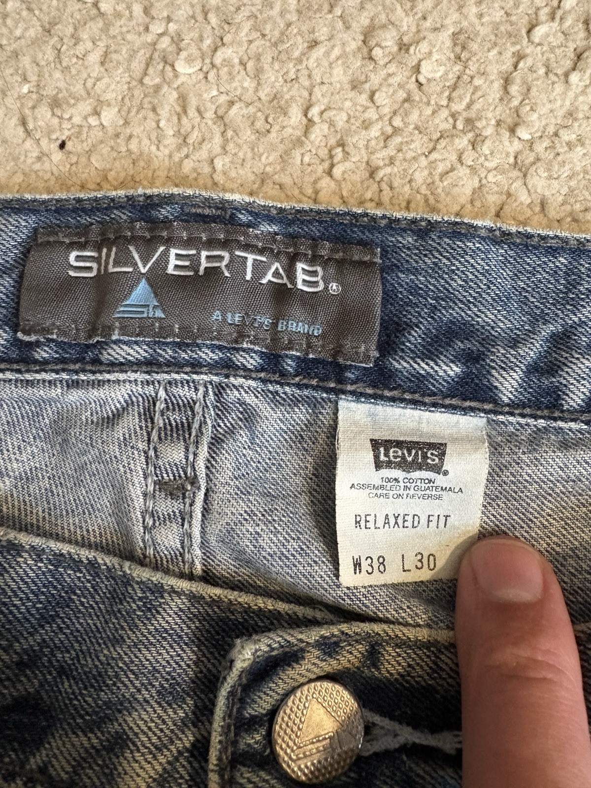 Vintage Levi’s Silvertab Men’s Relaxed Fit Jeans Blue 38×30