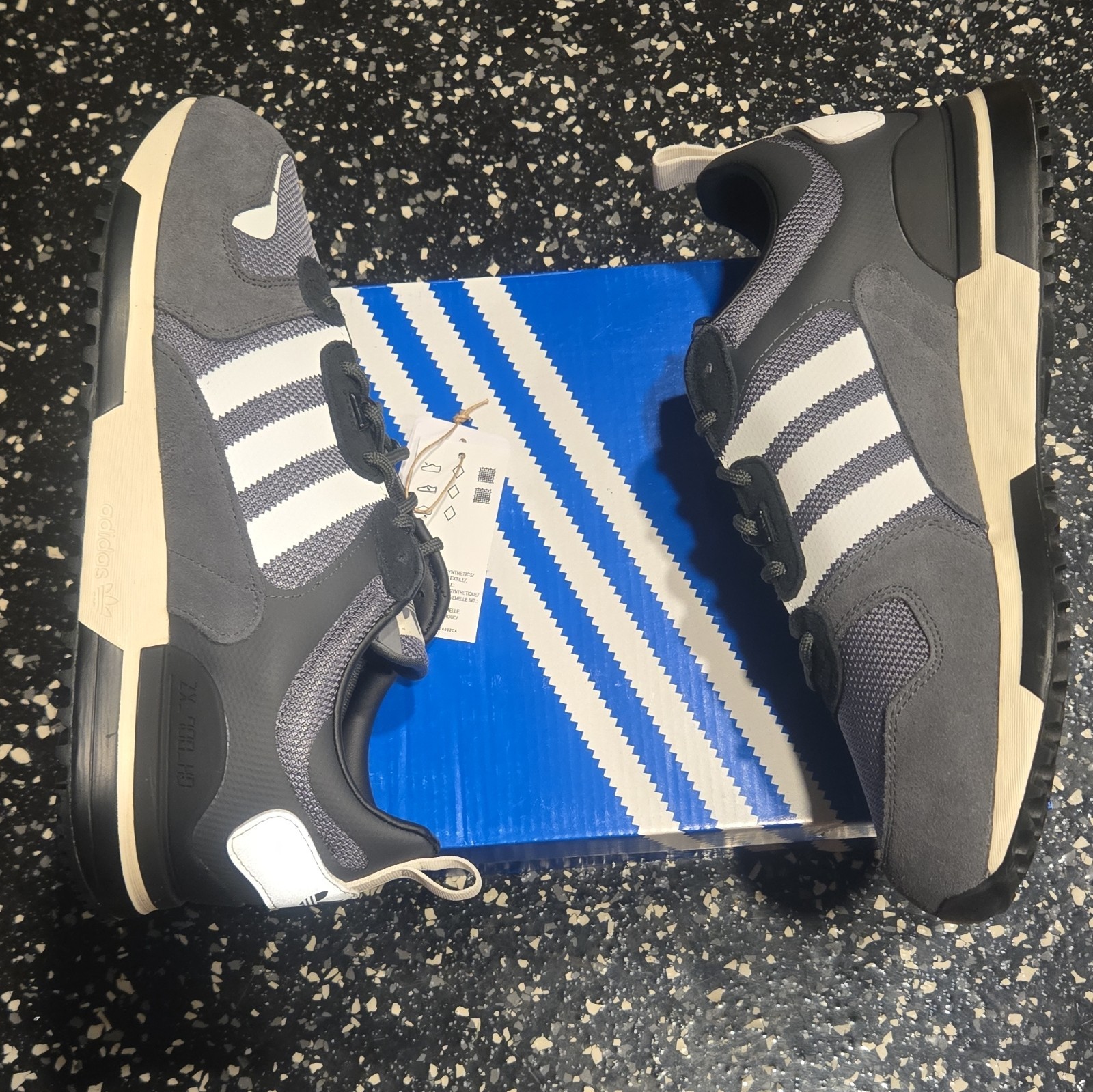 adidas ZX 700 HD Gray/White/Black Low Top Mesh Cushioned Sneakers H01851