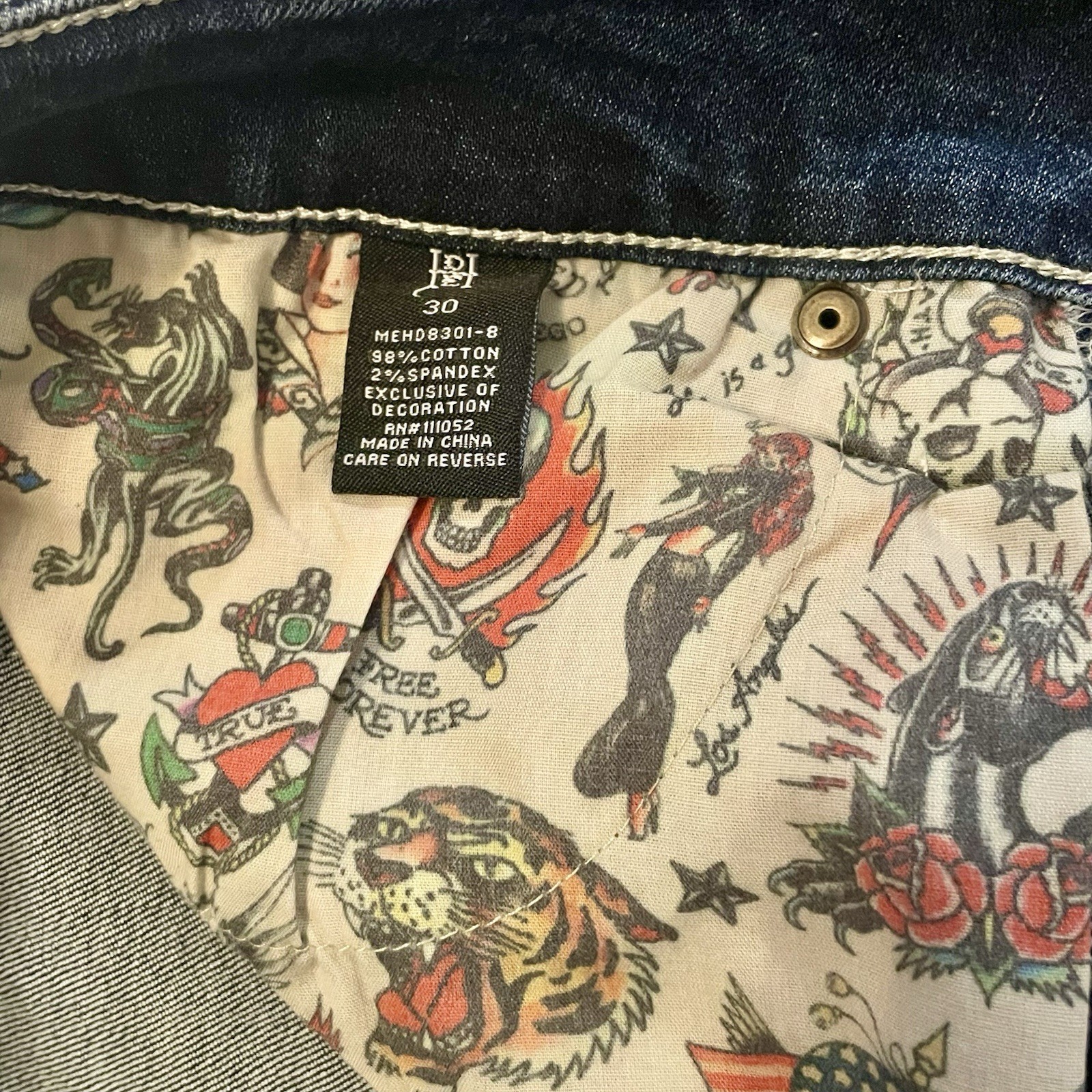 NEW ED HARDY Eagle Vs Snake SlimStraight Distressed Denim Embroidered Y2K Jeans