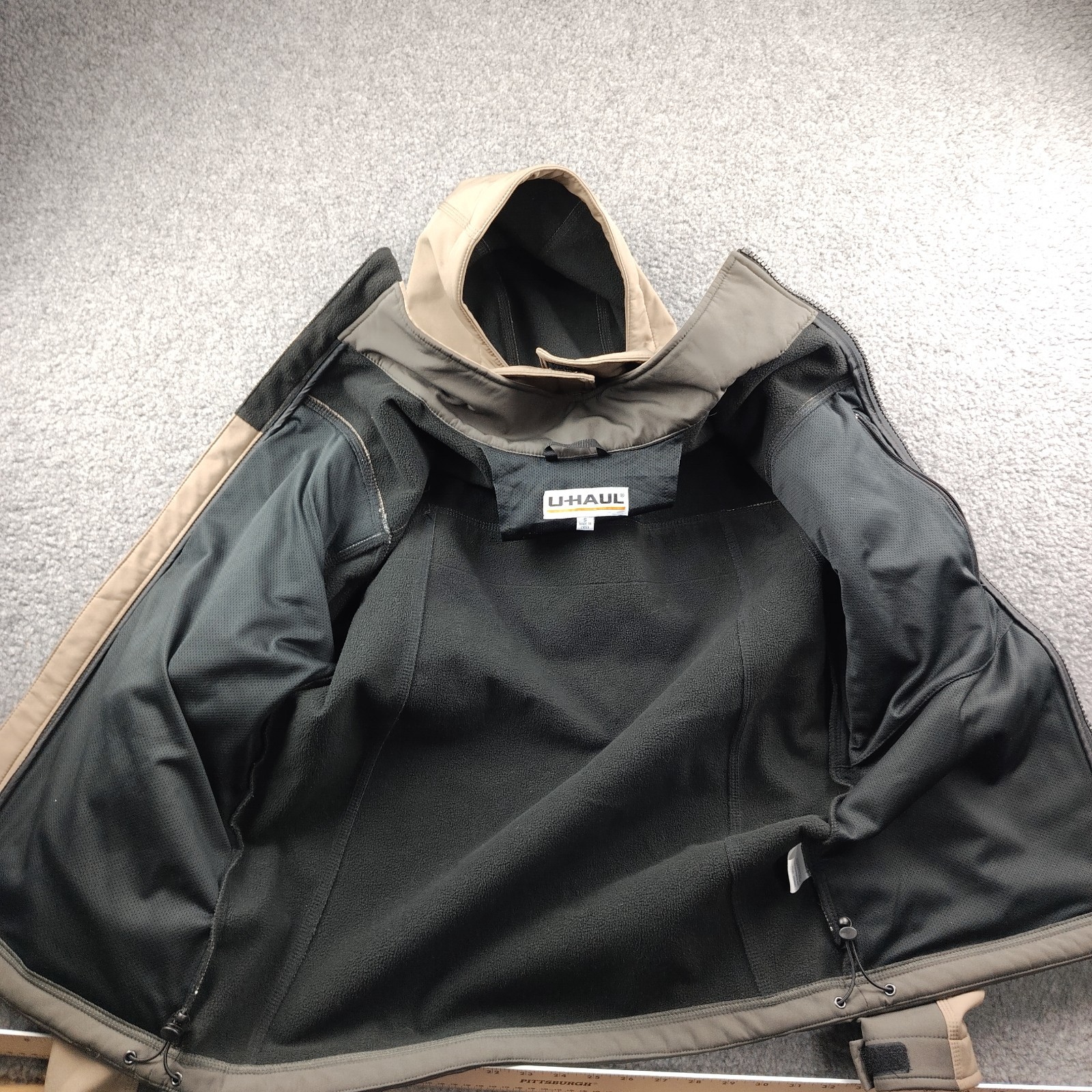 U-Haul Softshell Employee Uniform Jacket Size Small Mens Hooded Fleece Lined
