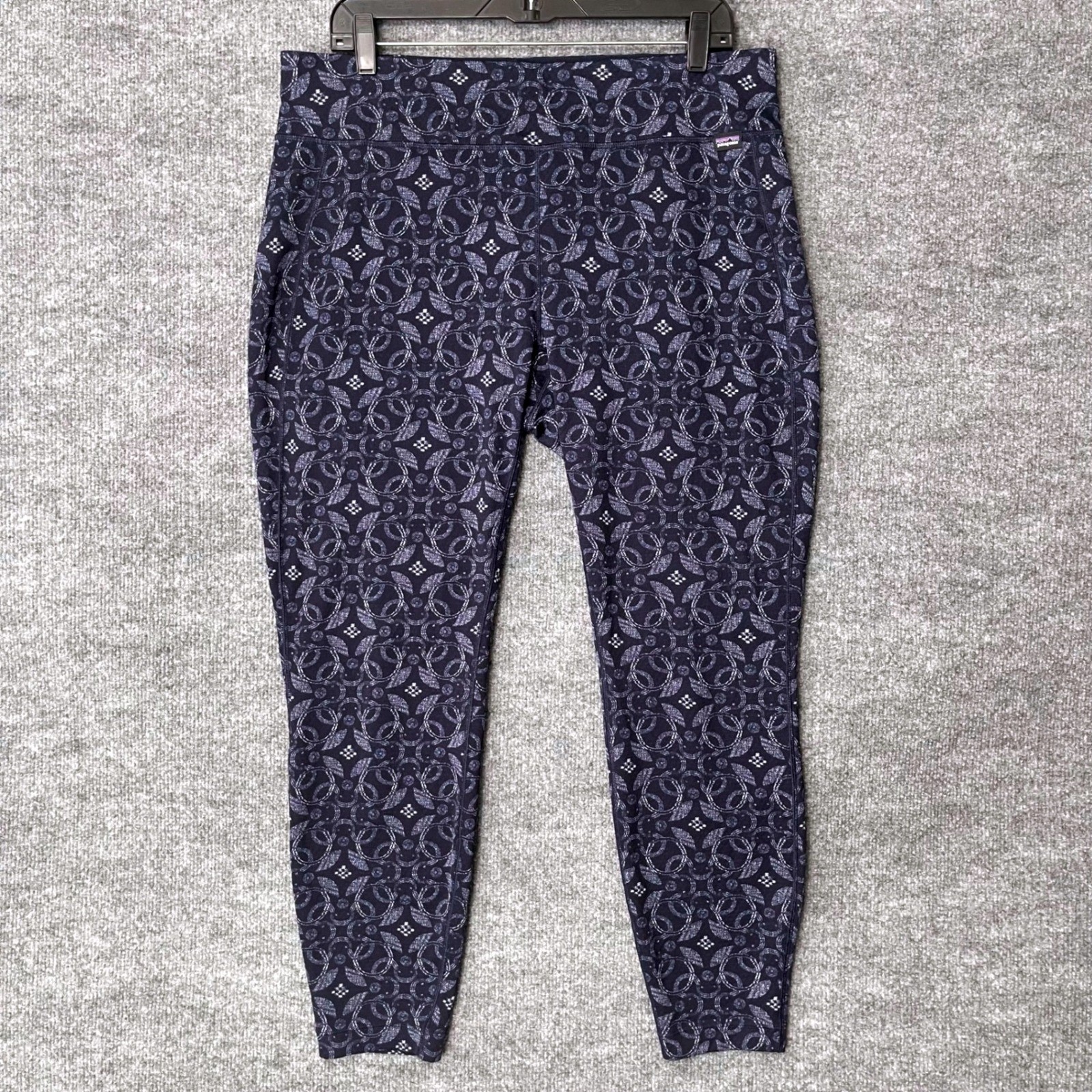 Patagonia Women XL Capilene Midweight Baselayer Leggings Navy Print 44492 FA19