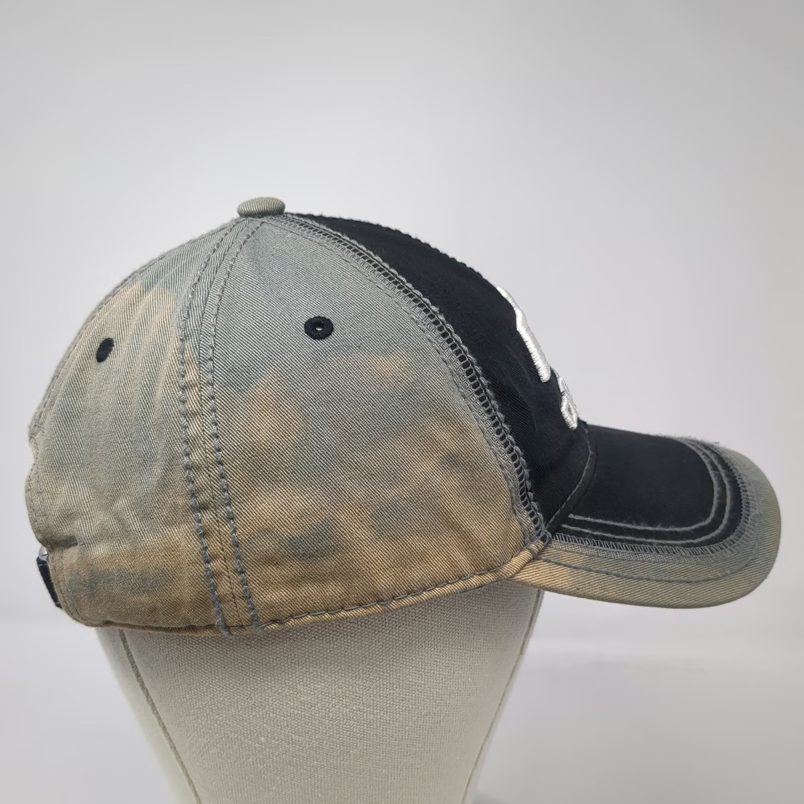 Chevrolet Baseball Cap Black Gray One Size Slideback Hat Contrast Stitching Logo
