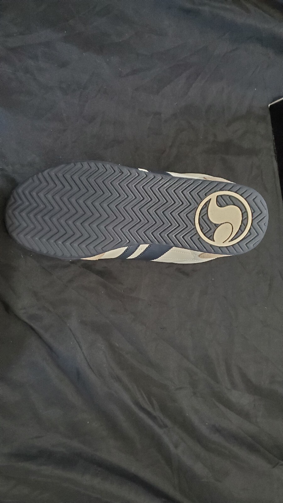 Dvs Shoe Company Milan Size 9 Cream / Blue