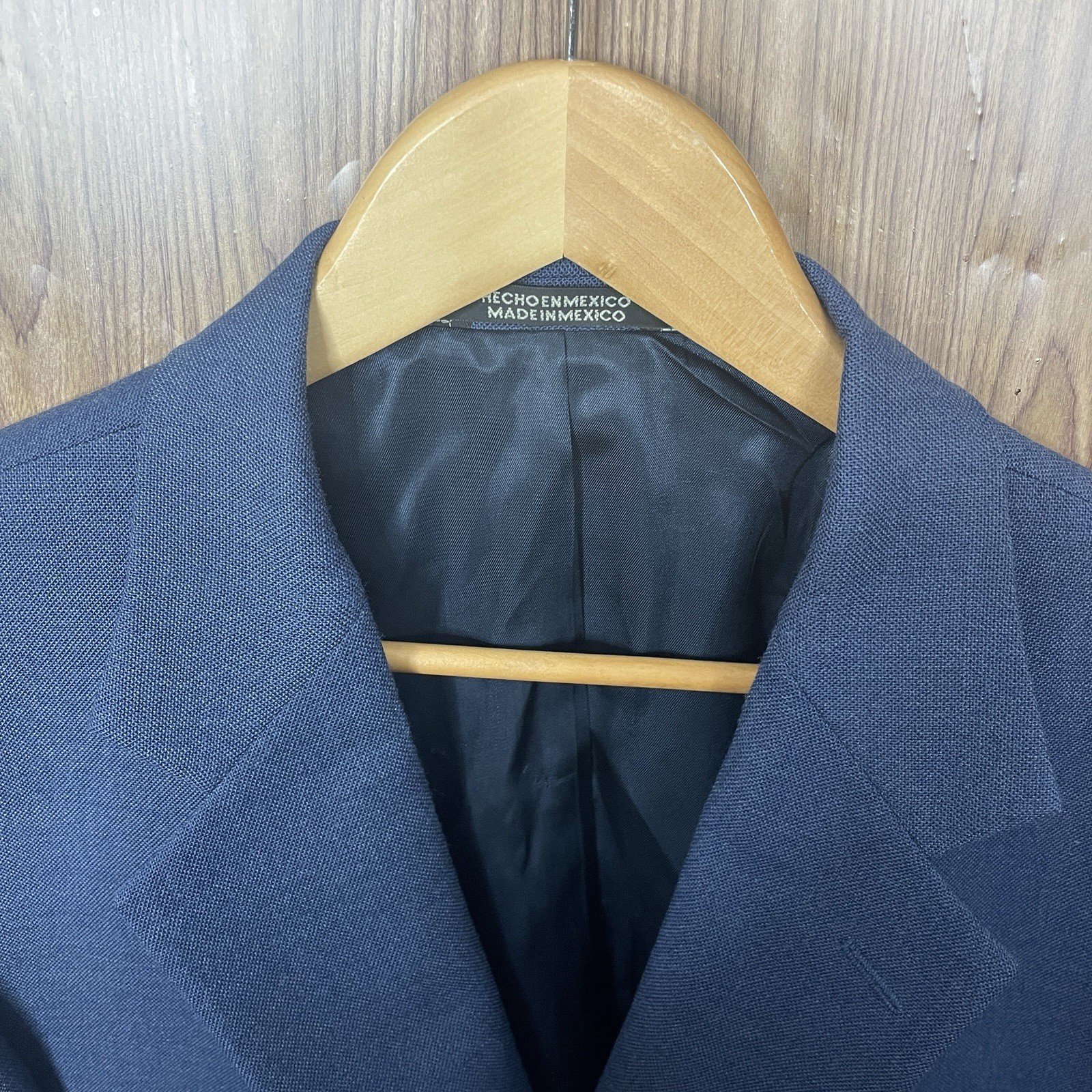 Stafford Blazer Jacket Mens 46R Blue Solid Polyester Worsted Wool Gold Buttons