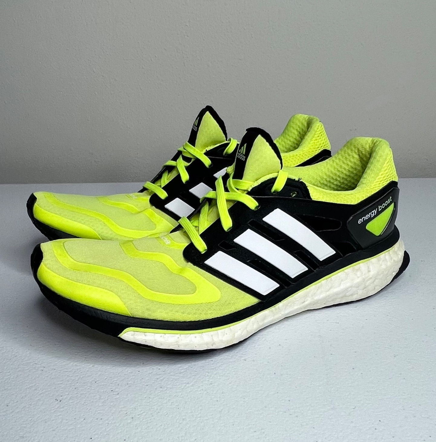 Adidas Energy Boost Running Shoes Sneakers Mens 8.5 Electric Yellow Volt Q34010