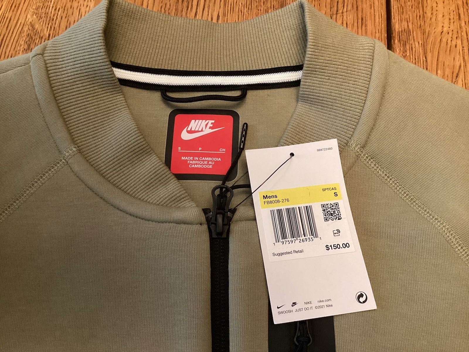 NWTs Nike Tech Fleece Bomber Full-Zip Jacket FB8008-276 Olive Black Men’s Size S