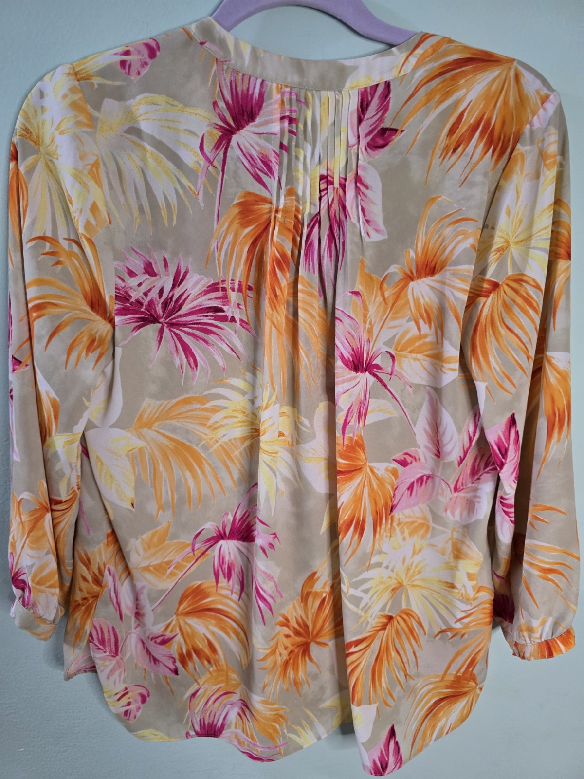 NYDJ Womens XS Tropical Palm Print Blouse Orange Pink 3/4 Sleeve Pleated V-Neck