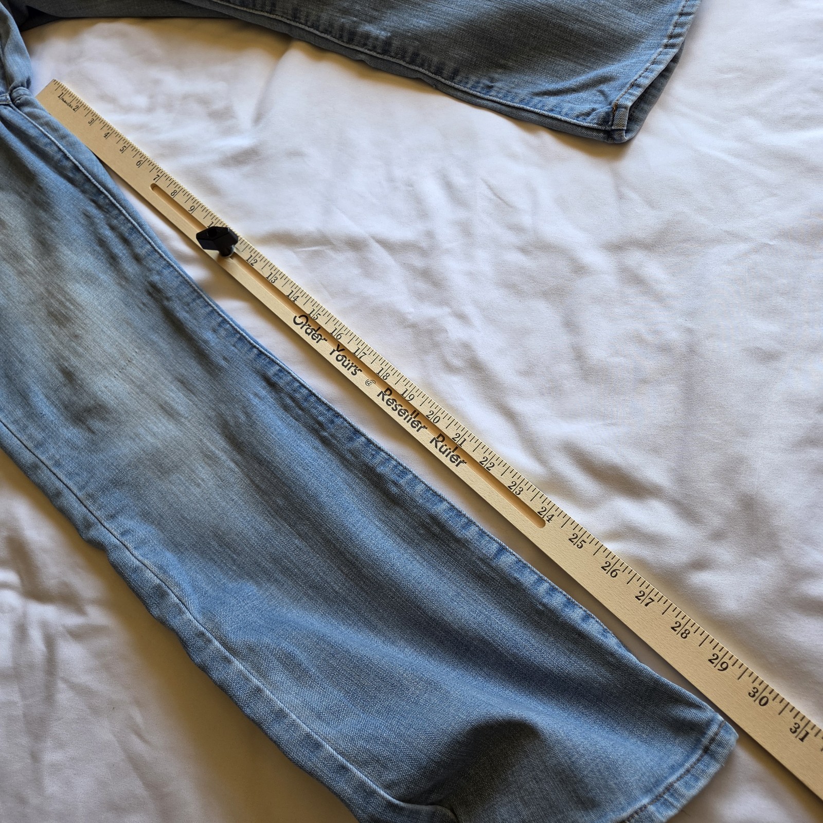 Levi’s Women’s 315 Shaping Bootcut Blue Denim Jeans Size 30×30 Cotton Stretch