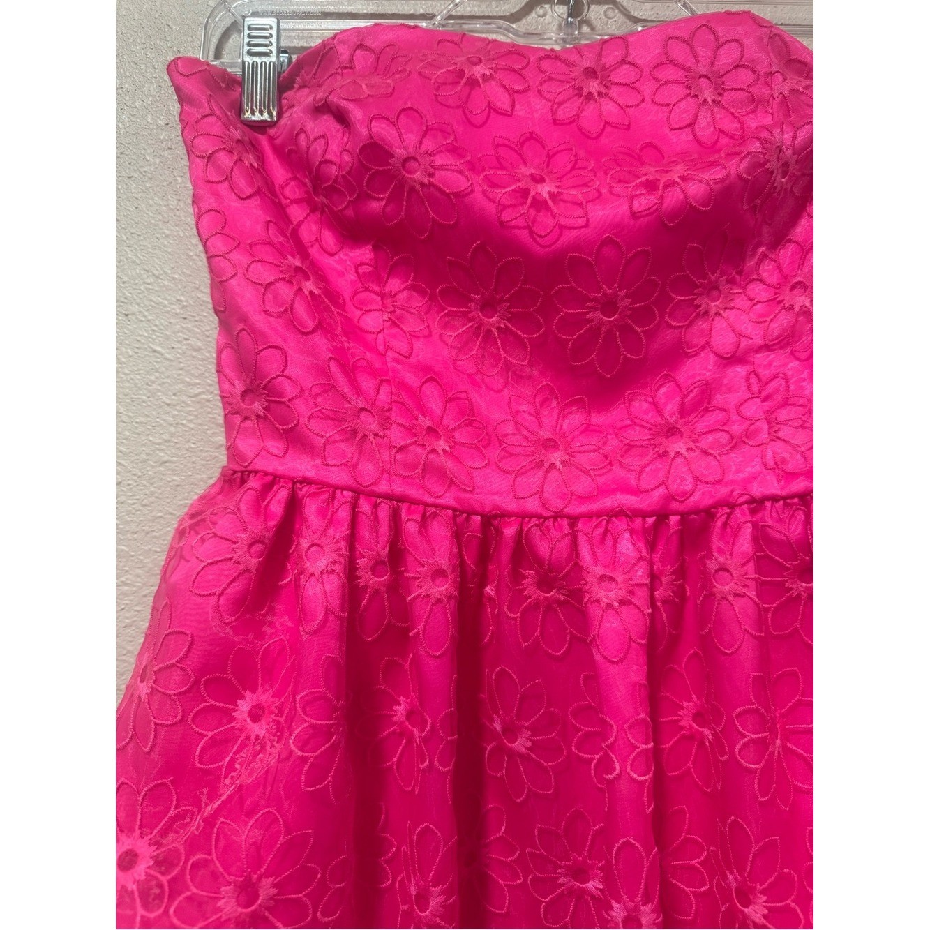 Lilly Pulitzer Hot Pink Strapless Floral Eyelet Dress Y2K Homecoming Dress sz 2