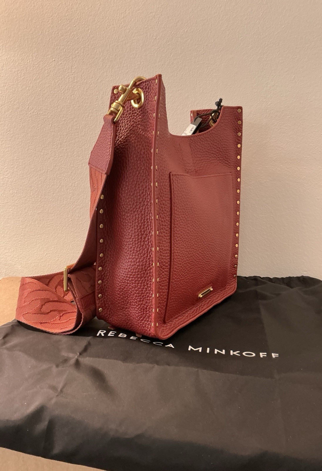 REBECCA MINKOFF DARREN MED FEED CROSSBODY $ 278 TERRACOTTA