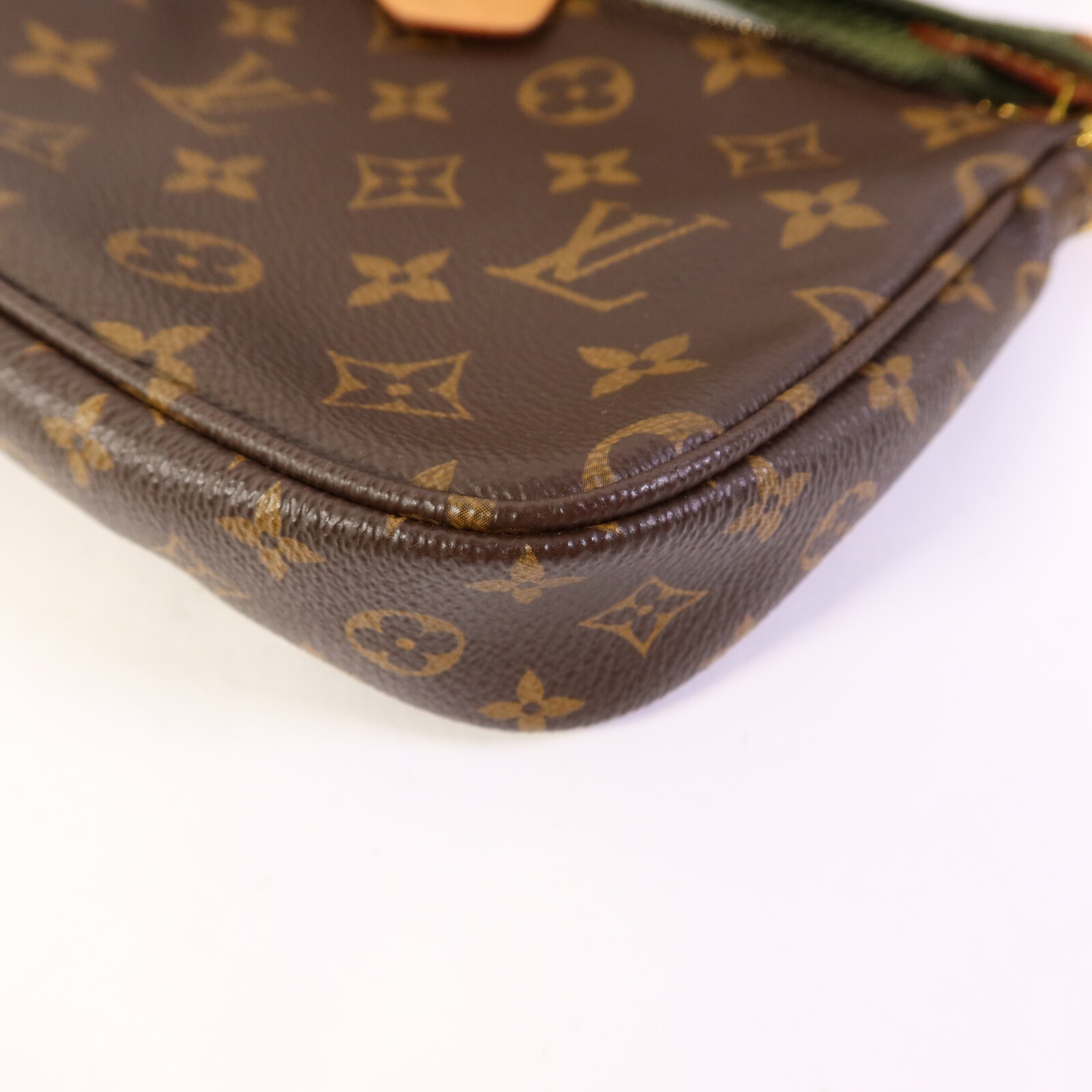 LOUIS VUITTON LV Multi Pochette Accessoires 2 Way Shoulder Bag M44813 Monogram