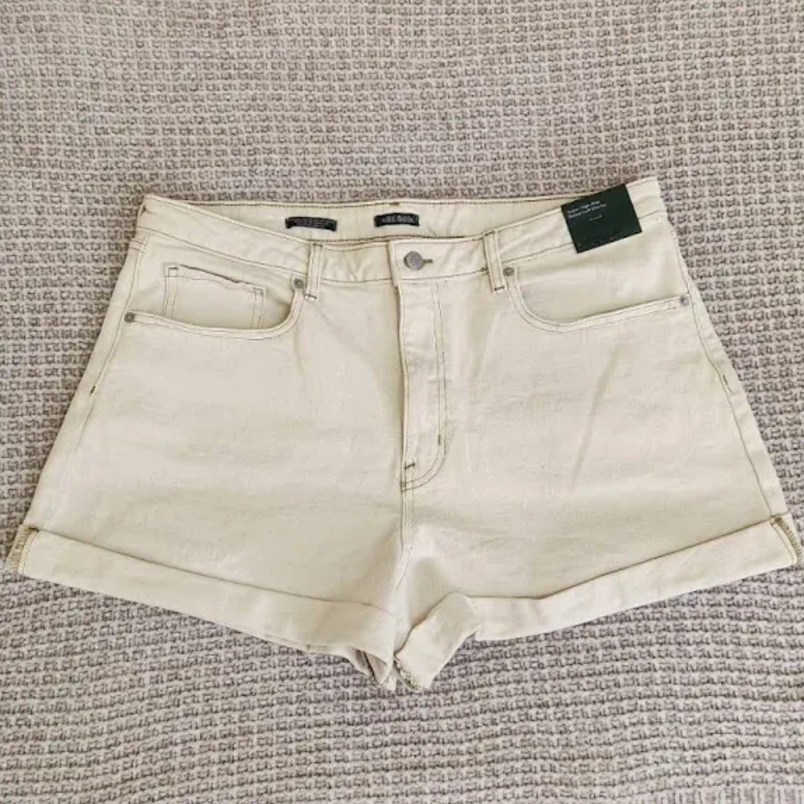 Womens Jean Shorts Beige Size 30 Super-High Rise 3 inch Inseam BRAND NEW