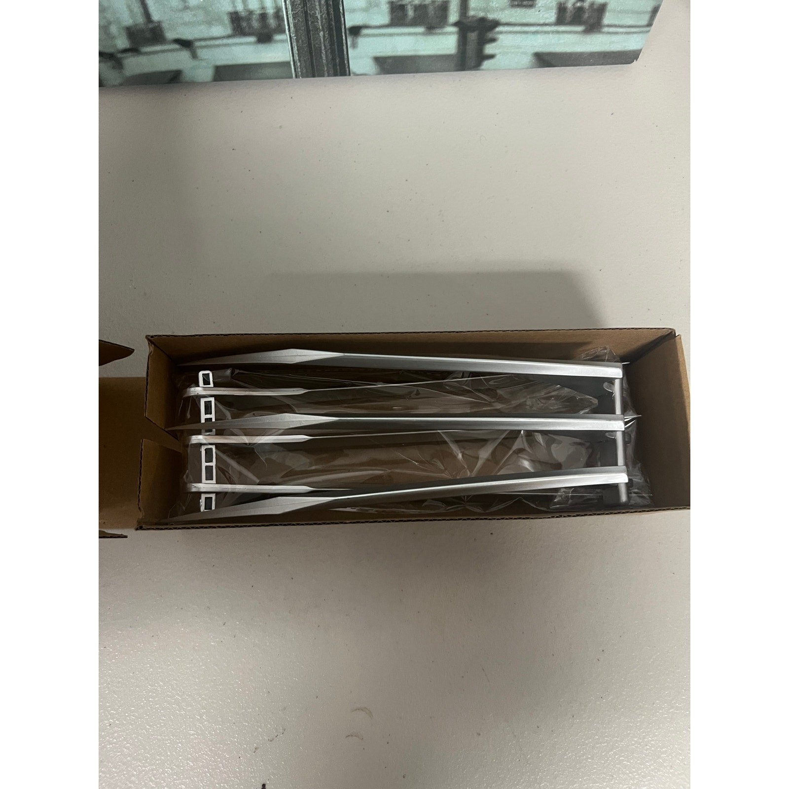 Marvel X-Men Wolverine Metal Claws Cosplay Prop Replica (1 Pair)