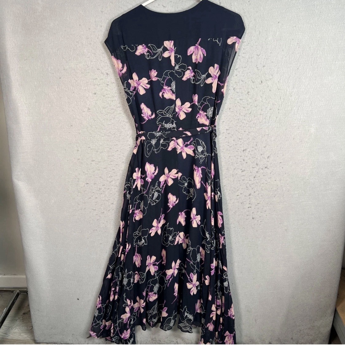 Club Monaco Womens Size 00 Navy Blue Floral Dress 100% Silk