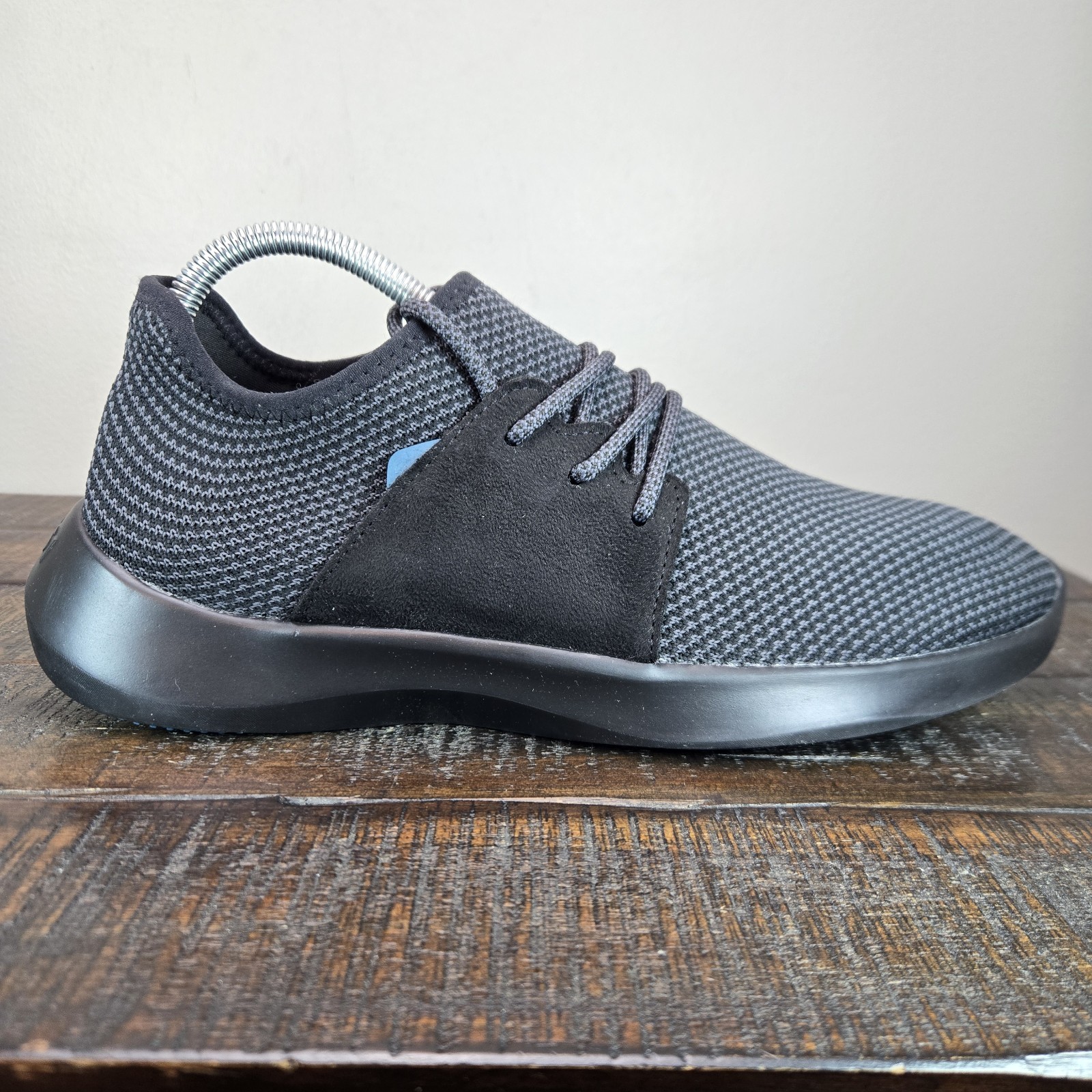 Vessi Everyday Classic Womens Size 9 Waterproof Shoes Sneakers All Black