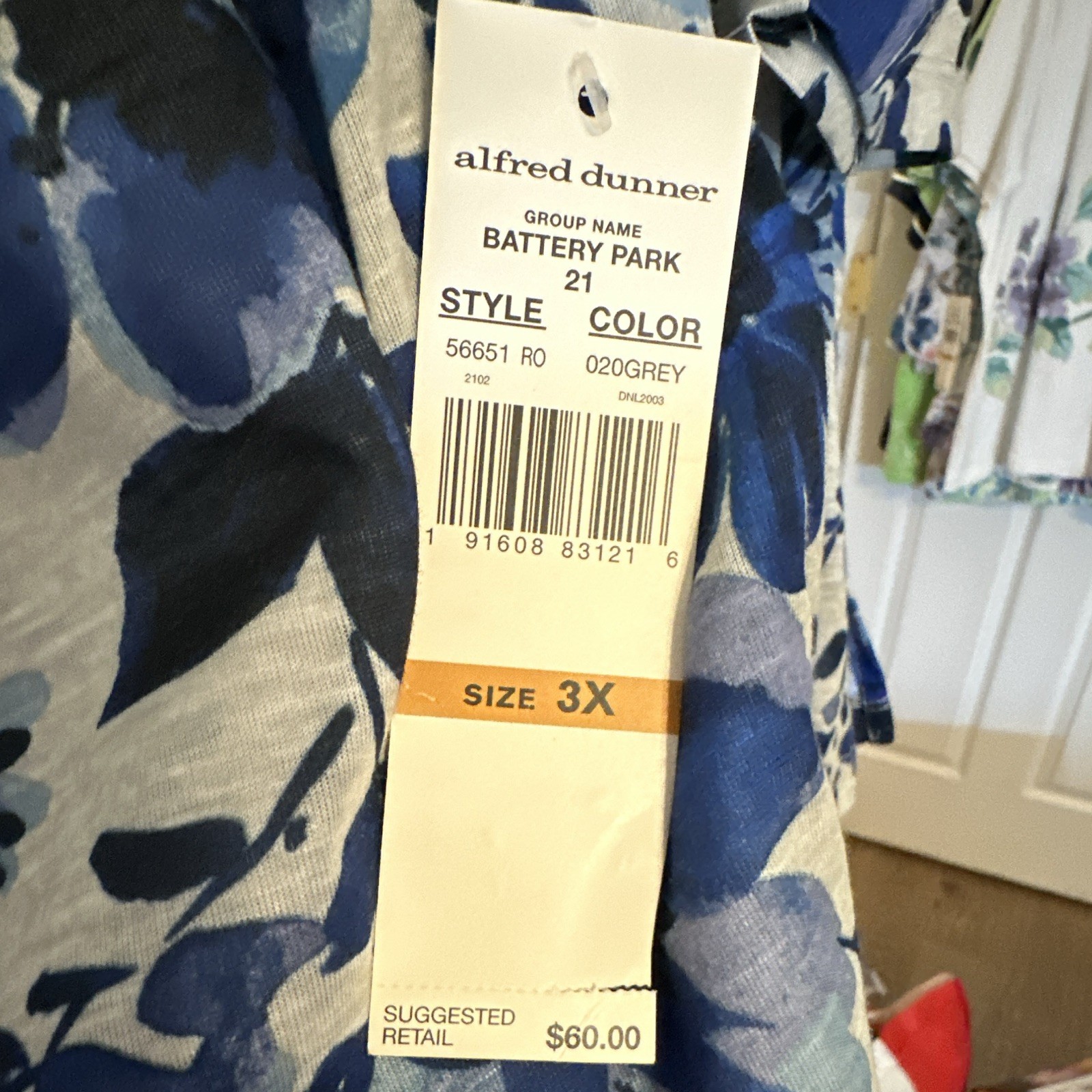 Alfred Dunner 3X Gray/Blue/Black Floral Studded Split Neck 3/4 Sleeve Knit Top