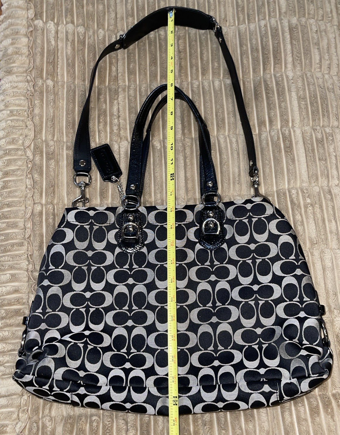 Coach Black Grey Signature C Canvas Black Leather Trim Shoulder /w Strap F15510