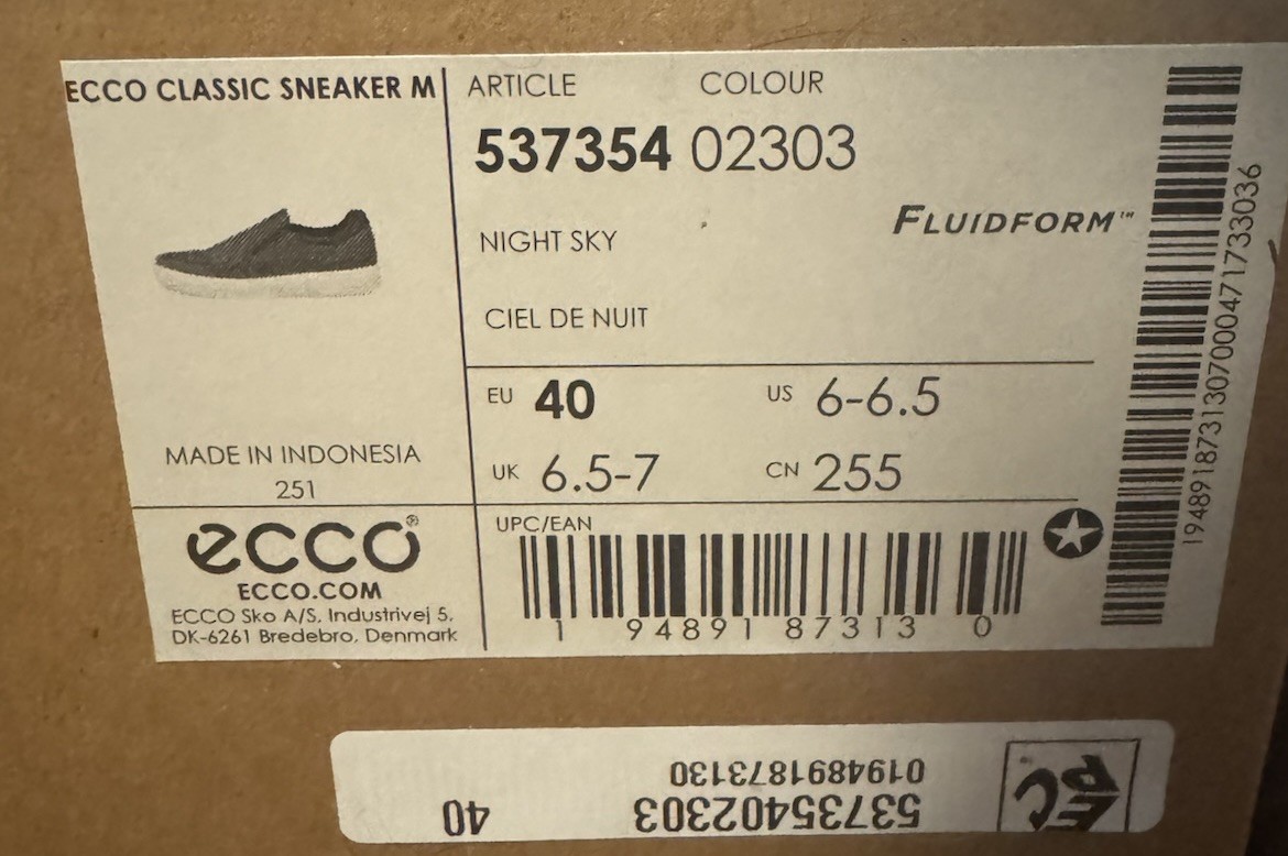 NIB ECCO Classic Sneaker Men’s Size 40 EU (US 6-6.5) Night Sky (Navy Blue)