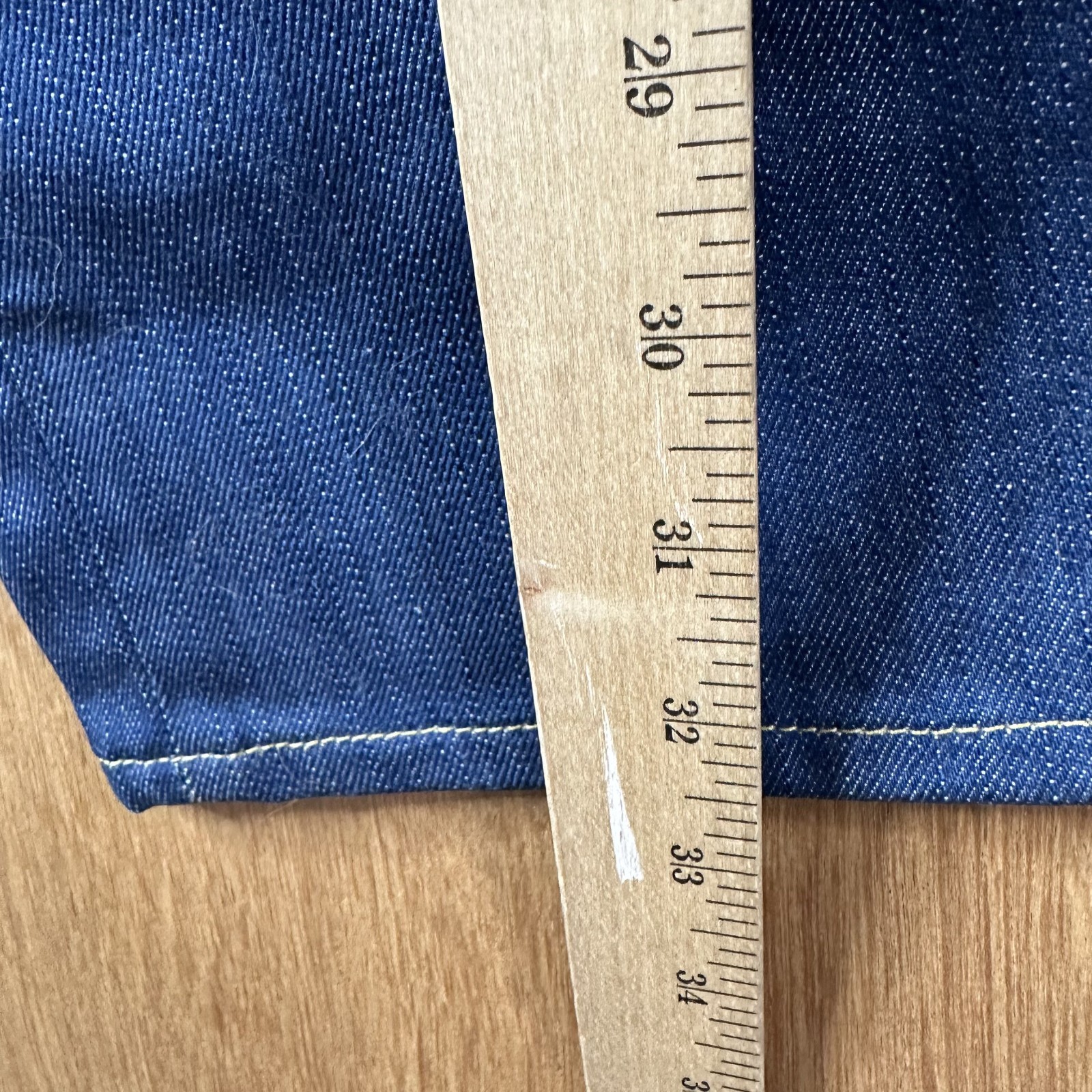 Acne Jeans Mens 30×32 Blue Medium Wash Straight Leg 100% Cotton Denim
