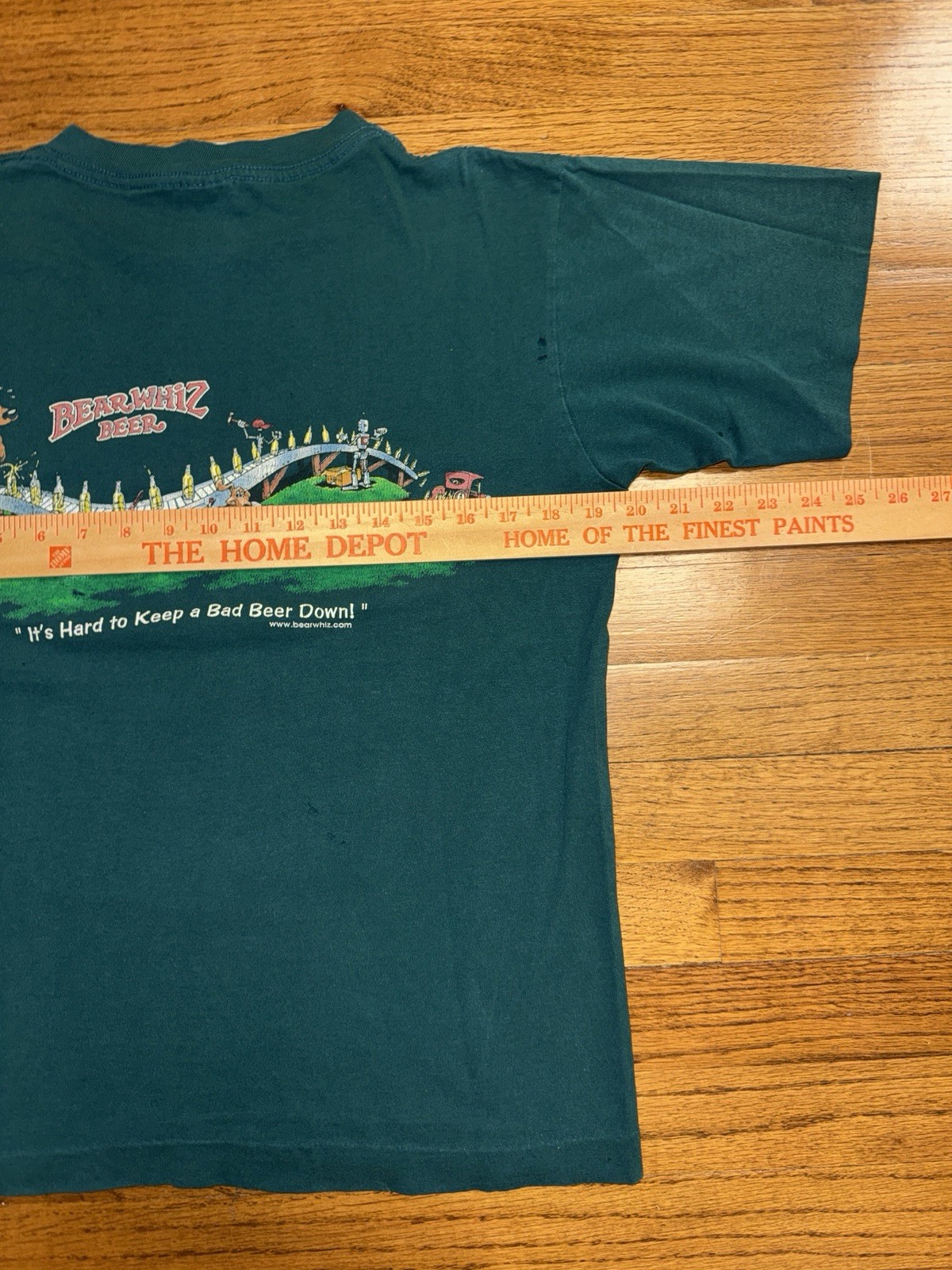 Vintage 80’s Single Stitch Bear Whiz Beer Humor Promo Green T Shirt Size M