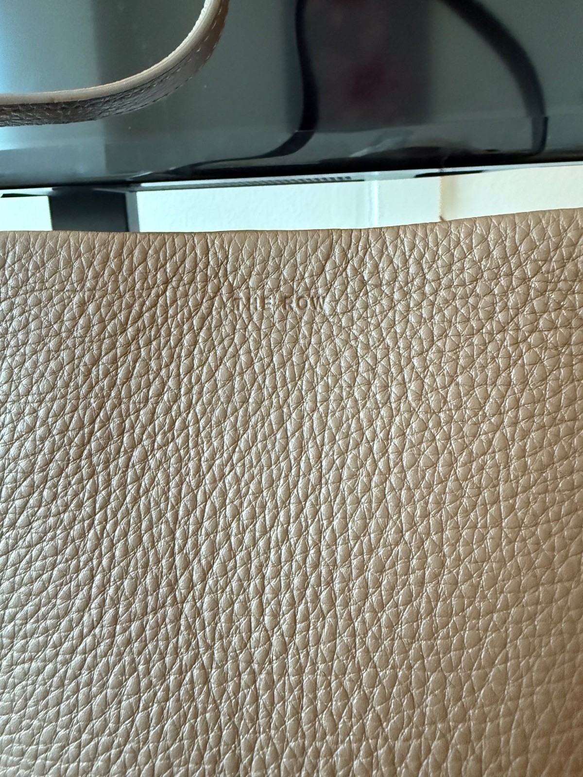 The Row Small N/S Park Leather Tote in Brown – Brand New, Never Used w/ Tag!